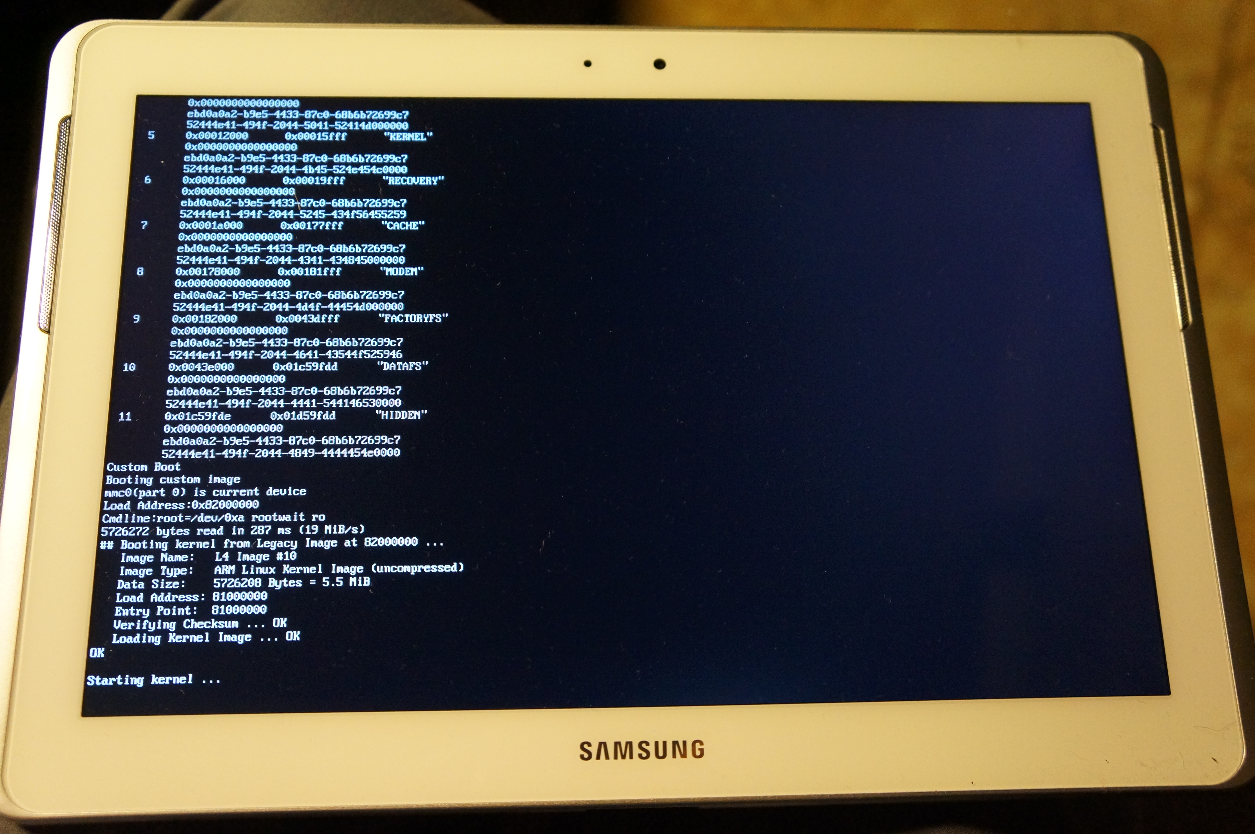 Samsung p2000 планшет. Установка линукс на Samsung r428. Паника ядра на IBOOK. Kernel Panic.